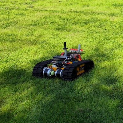 História do Lymow One: Nossa Jornada Rumo a um Cuidado de Gramados Mais Inteligente